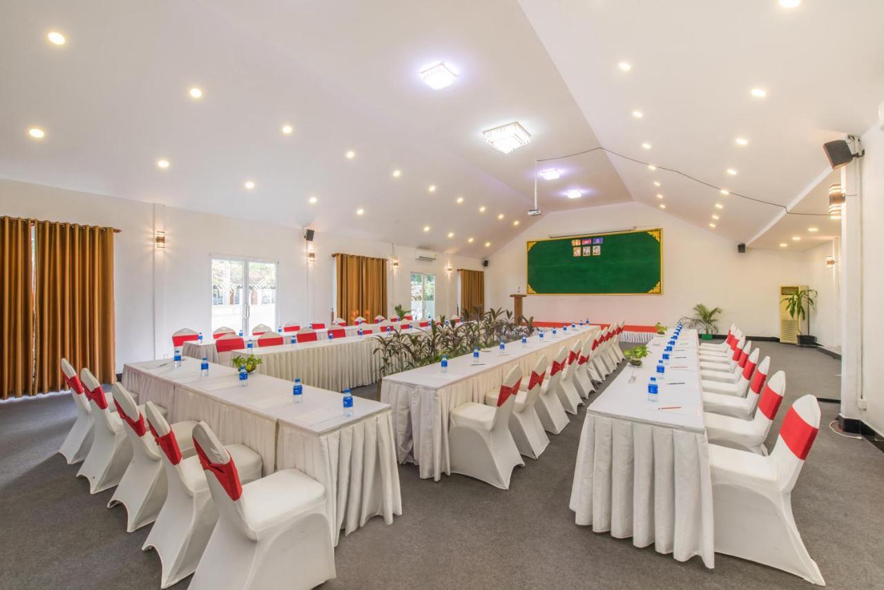 Appartamento di 5000 m² con 1 camera Siem Reap Esterno foto