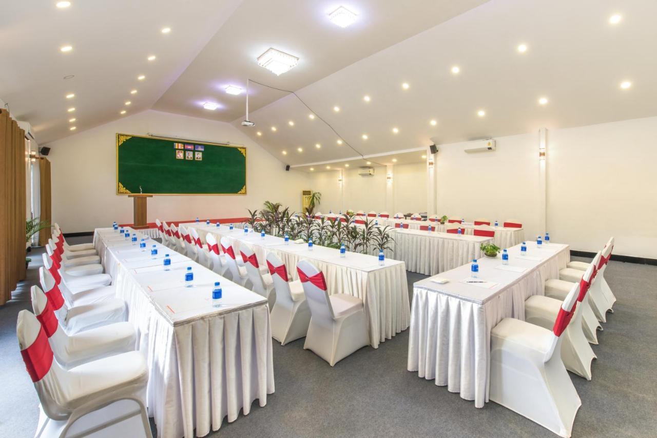 Appartamento di 5000 m² con 1 camera Siem Reap Esterno foto